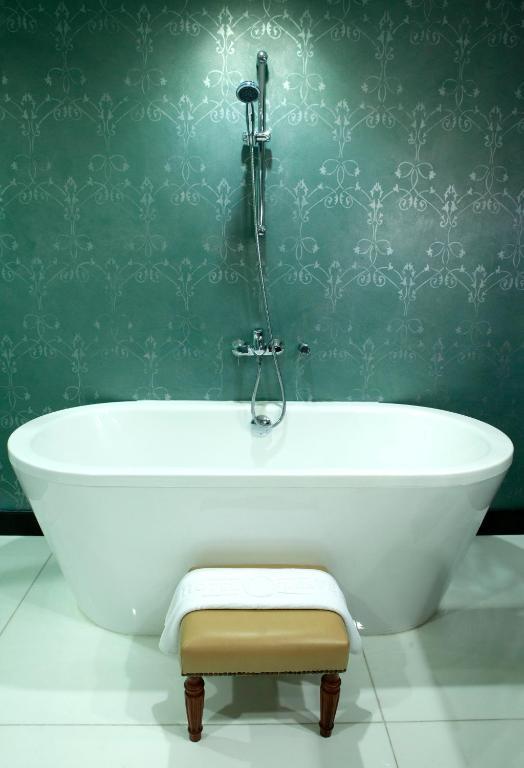Hotel Celeste Makati 3*